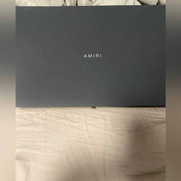 Brand new unworn with tags. Amiri denim size 34 - Picture 5 of 5